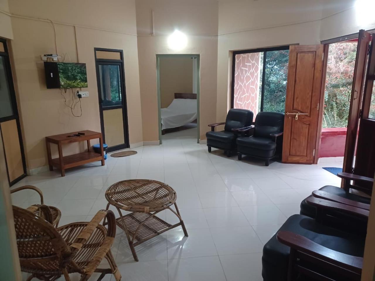 Mahout Resort Wayanad - An Experiential Jungle Stay With Waterfall 卡尔佩特塔 外观 照片