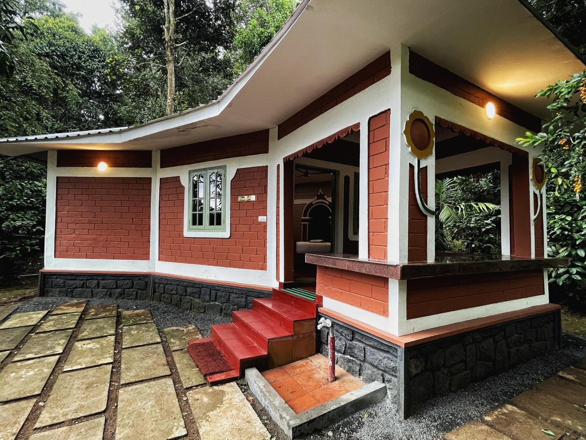 Mahout Resort Wayanad - An Experiential Jungle Stay With Waterfall 卡尔佩特塔 外观 照片