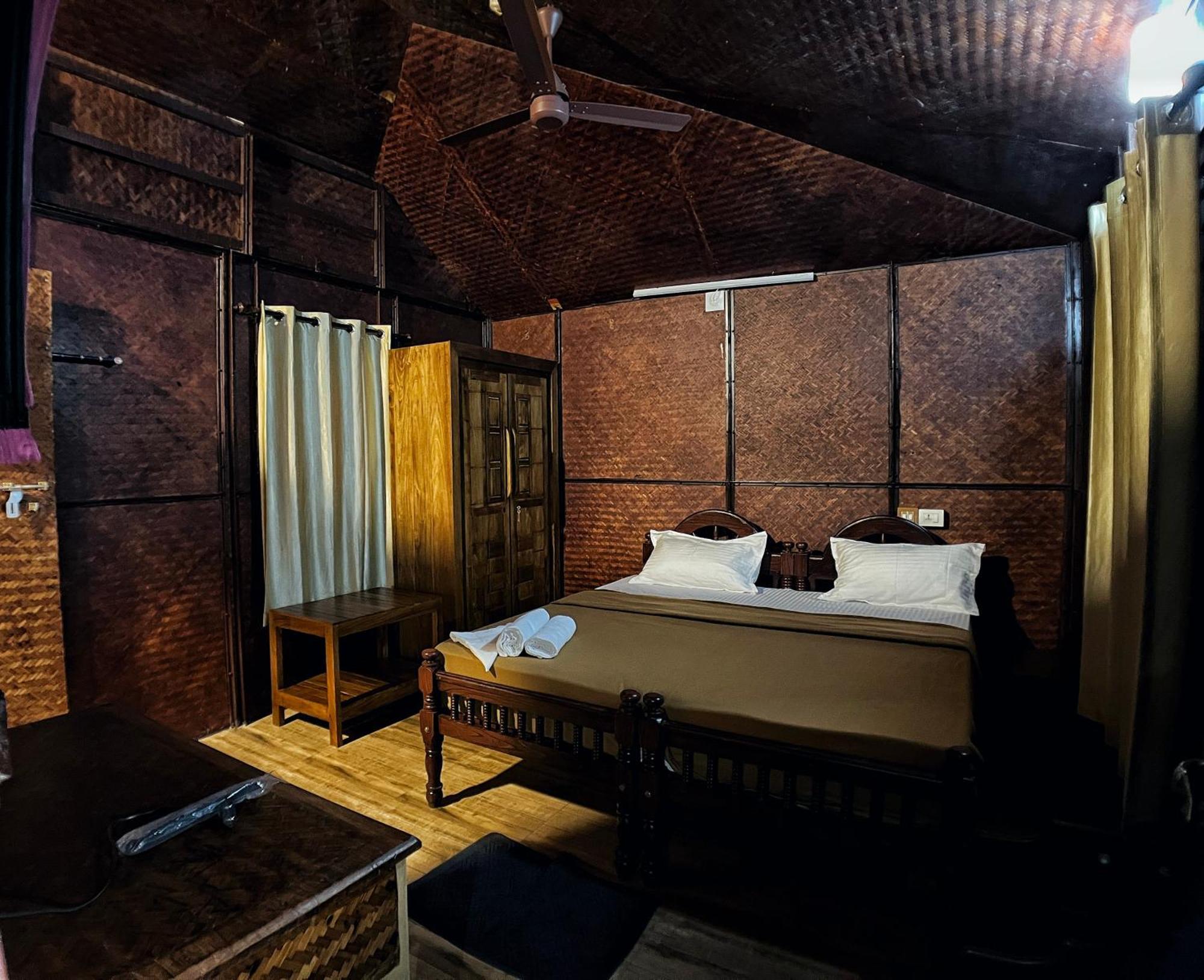 Mahout Resort Wayanad - An Experiential Jungle Stay With Waterfall 卡尔佩特塔 外观 照片